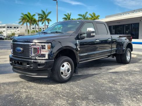 Used 2022 Ford F350 Platinum w/ FX4 Off-Road Package AWD/4WD image 35