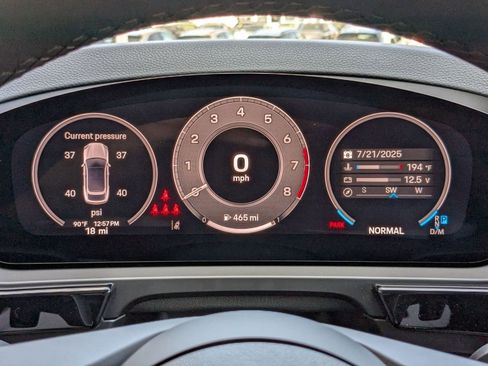 Certified 2025 Porsche Cayenne Coupe image 16