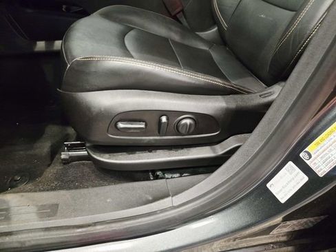 Used 2019 GMC Terrain SLT w/ Preferred Package image 33