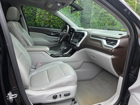 Used 2019 GMC Acadia SLT image 38