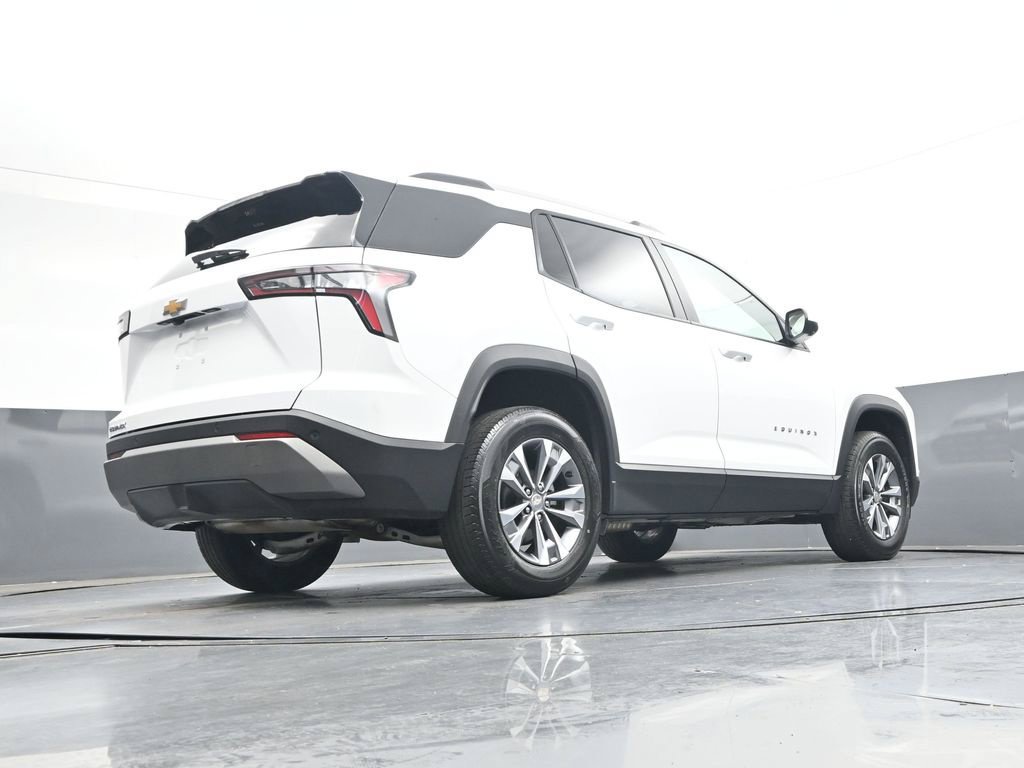 Used 2025 Chevrolet Equinox LT w/ Convenience Package II FWD image 36