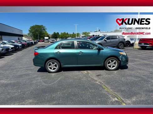 Used 2009 Toyota Corolla FWD image 3