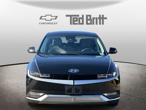 Used 2022 Hyundai Ioniq 5 SE image 2