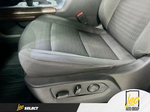 Used 2022 GMC Sierra 1500 Elevation w/ LPO, Elevation Black Package image 19