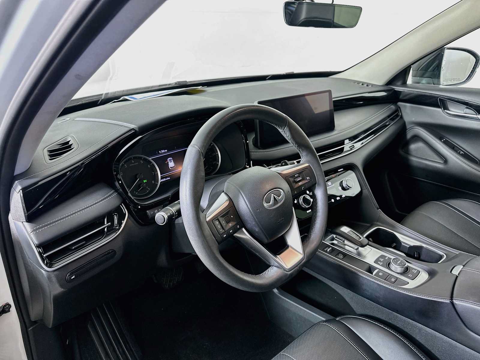 Used 2023 INFINITI QX60 Pure AWD/4WD image 7
