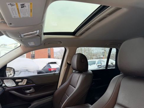 Used 2020 Mercedes-Benz GLS 450 4MATIC image 19