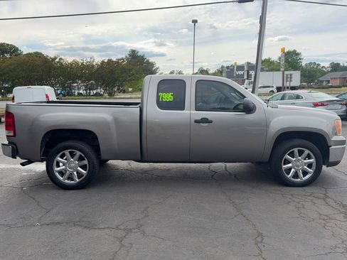 Used 2007 GMC Sierra 1500 SLE w/ California Package RWD image 7