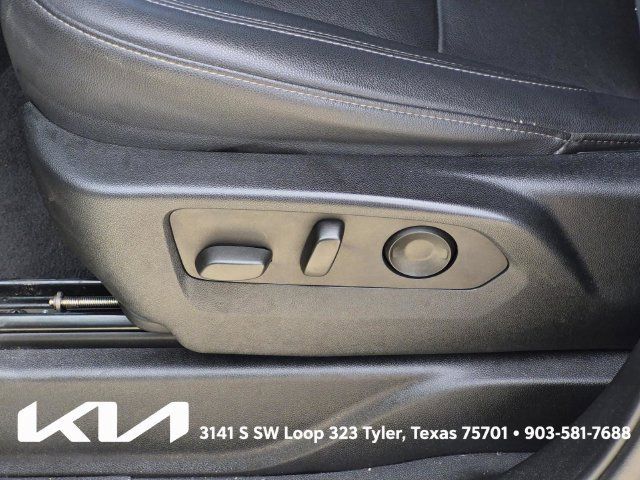 Used 2022 Chevrolet Tahoe Z71 AWD/4WD image 23