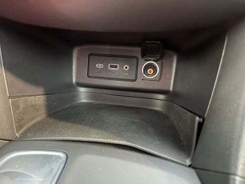 Used 2019 Chevrolet Equinox LT image 41