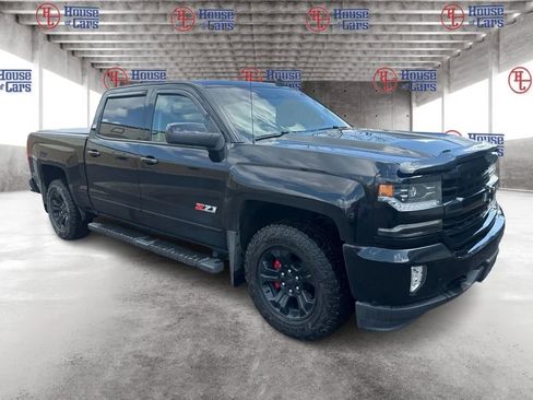 Used 2018 Chevrolet Silverado 1500 LTZ Z71 w/ LTZ Plus Package image 3