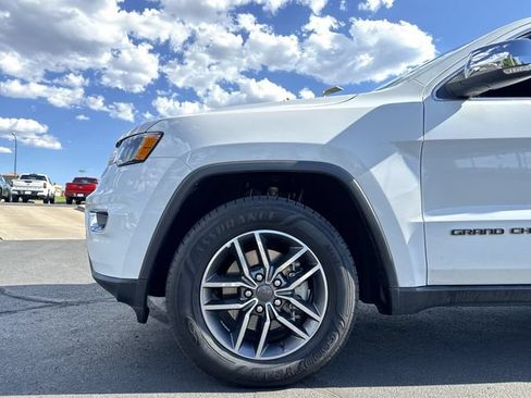 Used 2020 Jeep Grand Cherokee Limited w/ Luxury Group II AWD/4WD image 31