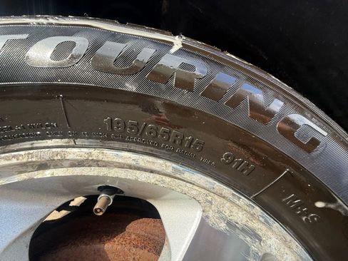 Used 2001 Honda Accord LX image 13