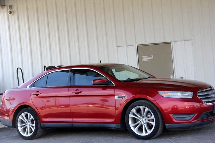 Used 2013 Ford Taurus SEL AWD/4WD image 1