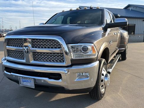 Used 2018 RAM 3500 Laramie image 2