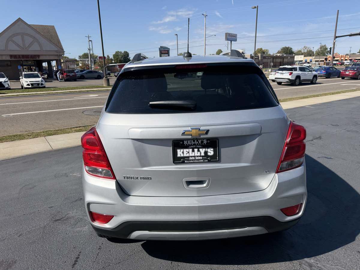 Used 2019 Chevrolet Trax LT w/ LT Convenience Package AWD/4WD image 4