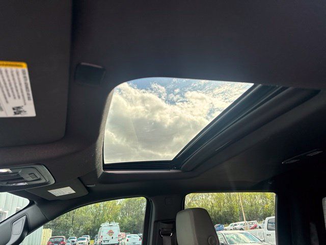 Used 2024 Chevrolet Silverado 1500 ZR2 w/ Technology Package AWD/4WD image 16