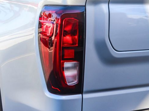 Used 2022 GMC Sierra 1500 Elevation image 7