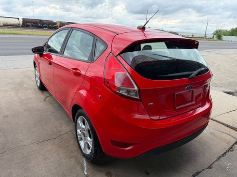 Used 2015 Ford Fiesta SE FWD image 39