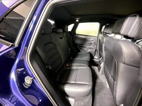 Certified 2024 Porsche Macan GTS AWD/4WD image 19