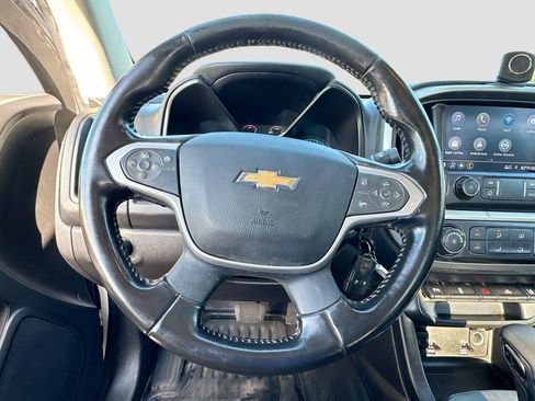 Used 2022 Chevrolet Colorado LT w/ Fleet Safety Package image 11