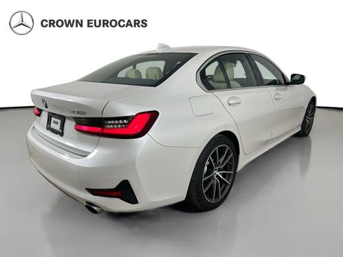 Used 2021 BMW 330i xDrive Sedan AWD/4WD image 6