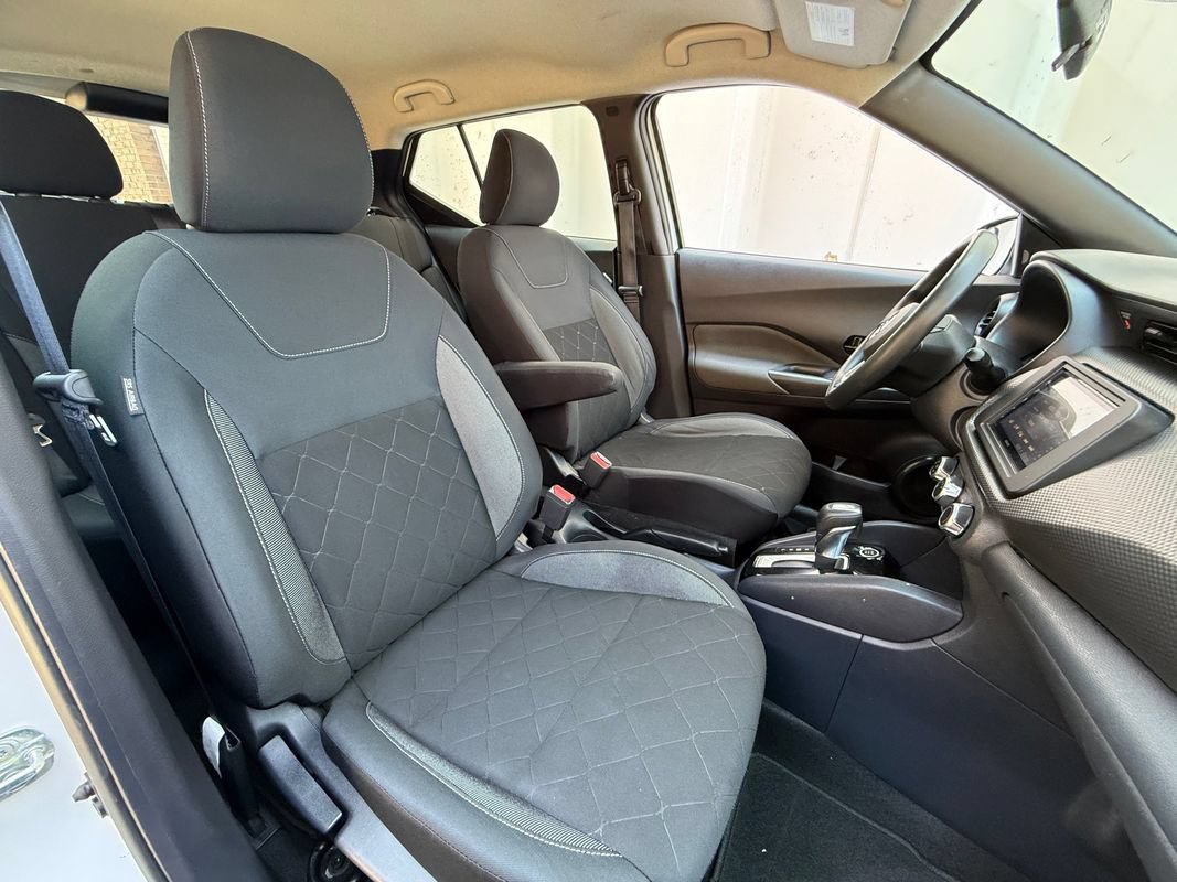 Used 2020 Nissan Kicks S FWD image 39