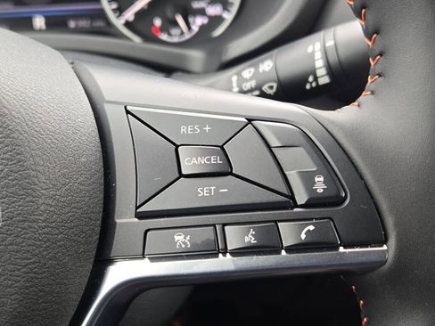 Used 2025 Nissan Sentra SR image 27