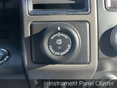 Used 2021 Ford Expedition Max XLT image 19