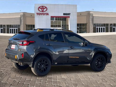 Used 2024 Subaru Crosstrek 2.5i Wilderness w/ Crosstrek Mirror Package image 7