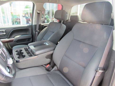 Used 2015 GMC Sierra 1500 SLE w/ SLE Value Package AWD/4WD image 10