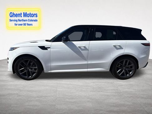 Used 2025 Land Rover Range Rover Sport Dynamic SE AWD/4WD image 2