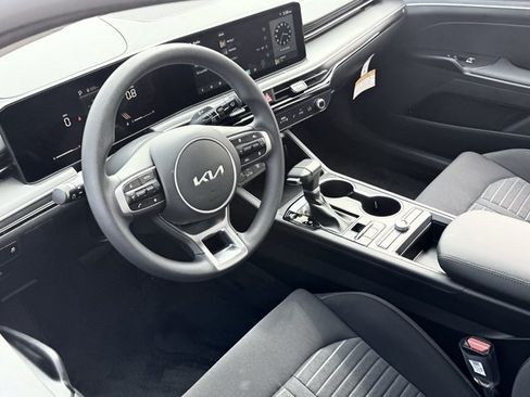 New 2026 Kia K5 LXS FWD image 11