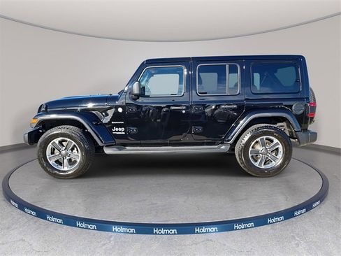 Used 2018 Jeep Wrangler Unlimited Sahara image 6