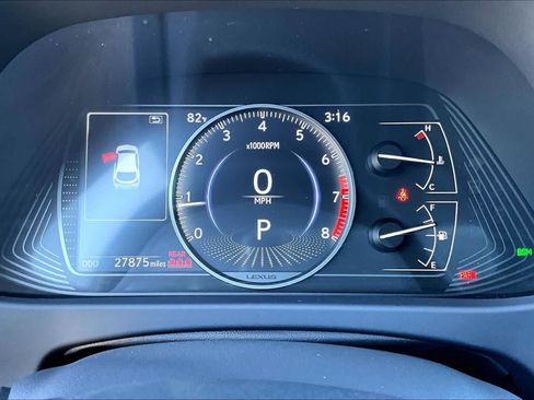 Used 2022 Lexus UX 200 w/ Accessory Package (Z1) FWD image 24