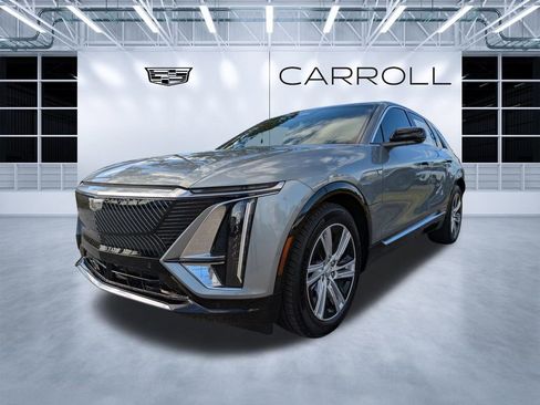 Certified 2024 Cadillac Lyriq Tech w/ Driver Assist Package image 8