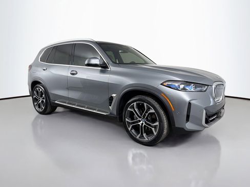 New 2026 BMW X5 xDrive40i w/ Executive Package image 3