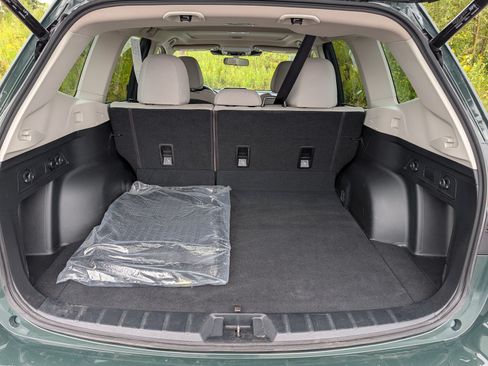 Used 2024 Subaru Forester Premium AWD/4WD image 18