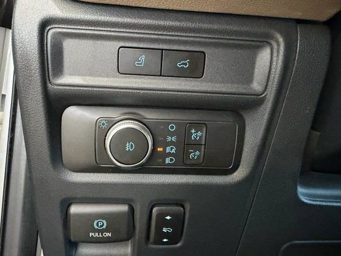 Used 2022 Ford Expedition Max Limited image 35