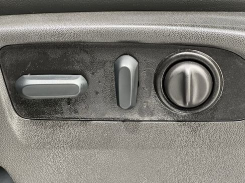 Used 2022 Chevrolet Silverado 1500 High Country image 12