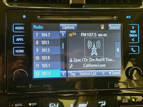 Used 2016 Toyota Prius Three image 21