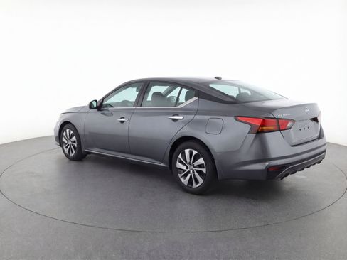 Used 2023 Nissan Altima 2.5 S image 6