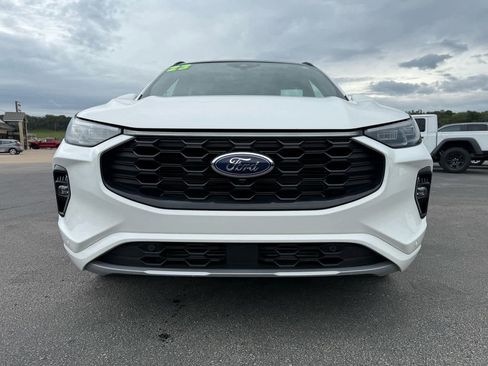 Used 2023 Ford Escape ST-Line Elite w/ Premium Technology Package image 10