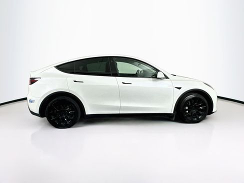 Used 2021 Tesla Model Y Long Range AWD/4WD image 10