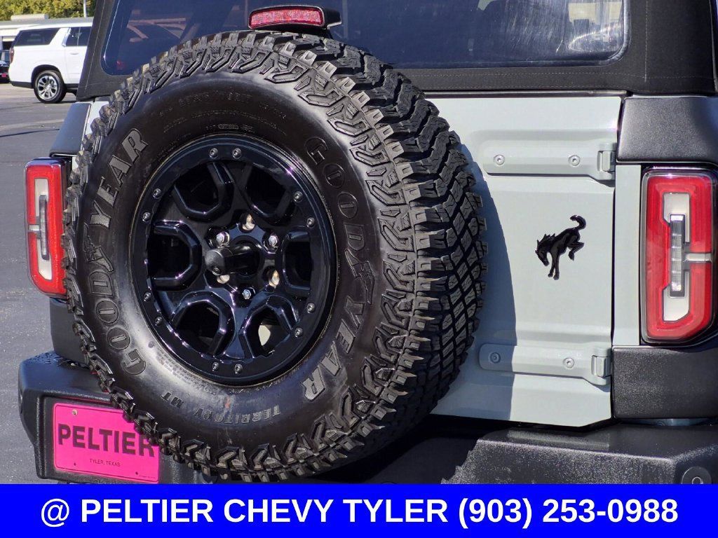 Used 2023 Ford Bronco Wildtrak AWD/4WD image 9