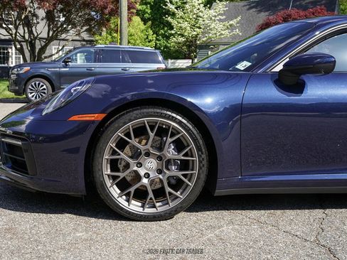 Used 2021 Porsche 911 Carrera RWD image 4