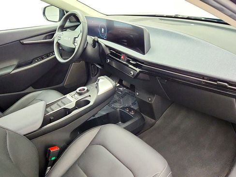 Used 2022 Kia EV6 Wind AWD/4WD image 24