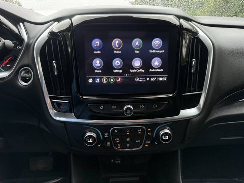 Used 2022 Chevrolet Traverse RS AWD/4WD image 13