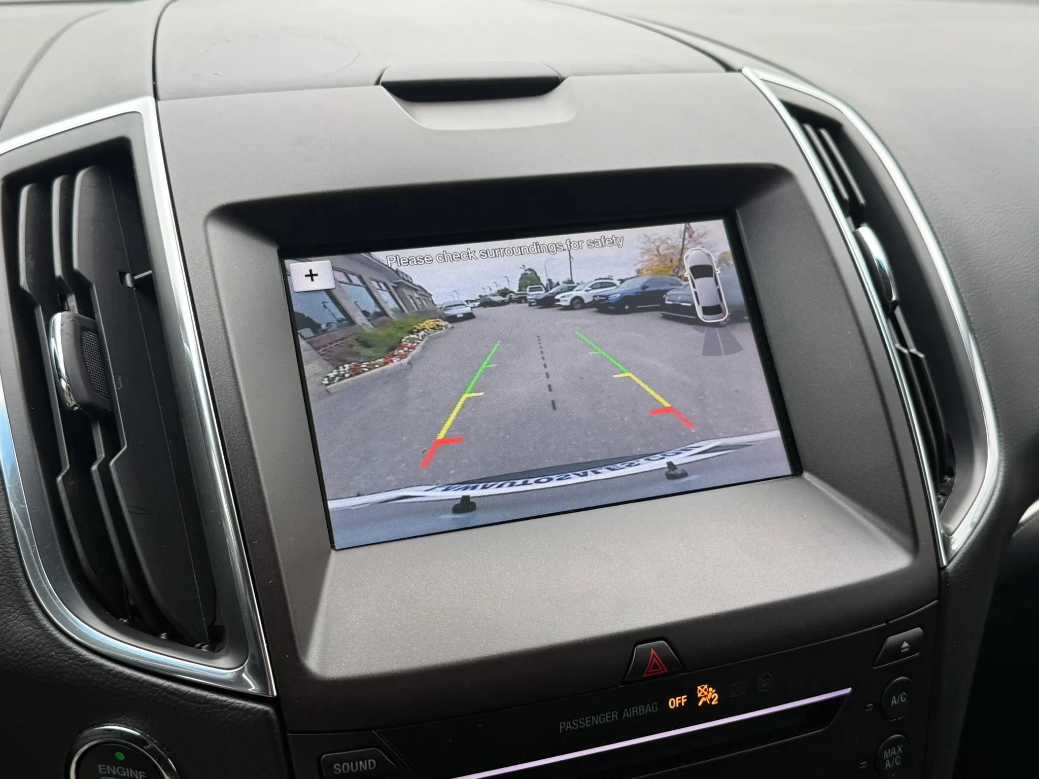 Used 2019 Ford Edge Titanium FWD image 26