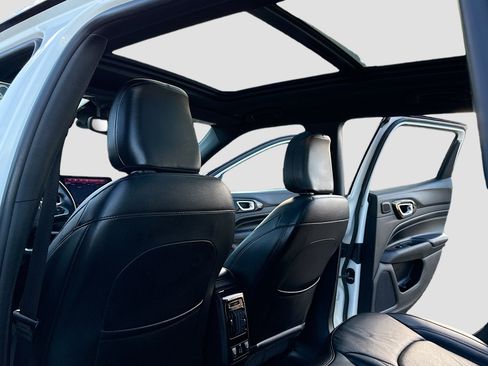 Used 2022 Jeep Compass High Altitude image 6