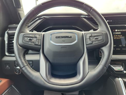 Used 2025 GMC Sierra 1500 Denali Ultimate AWD/4WD image 22
